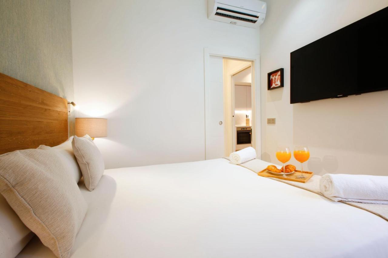 Tirso Suite Madrid Exterior foto